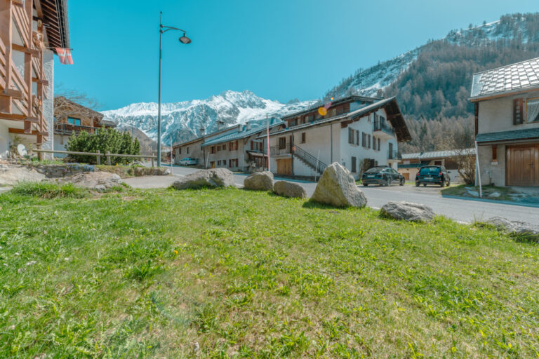 Studio De La Balme