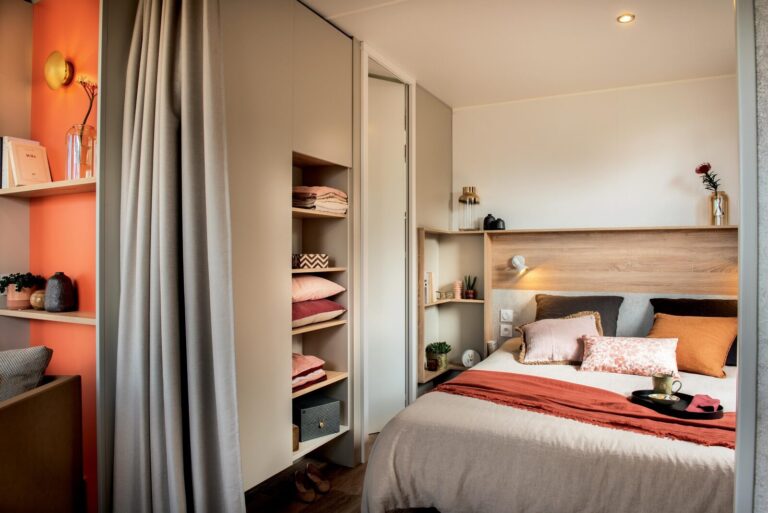 2 + 2-person Hotel lodge