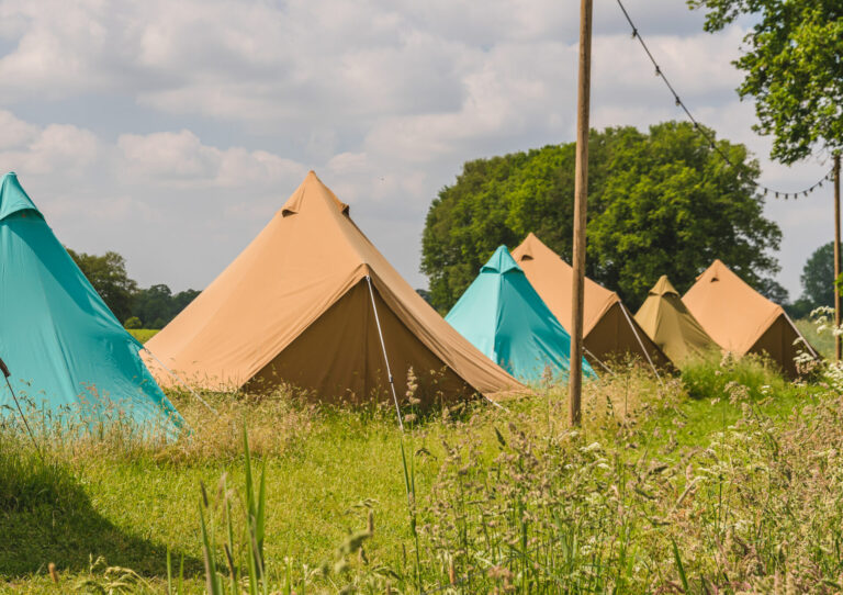 Pop-up glamping: Buurvrouws' Belltentje | 2-4 pers.