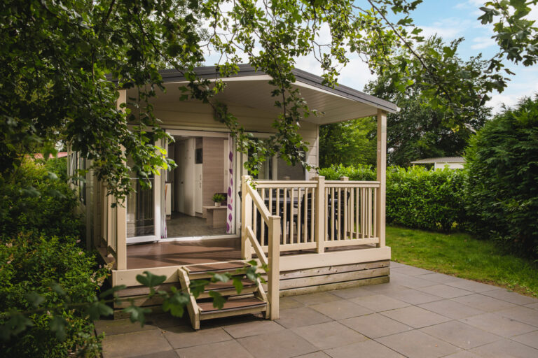 Simple home with veranda | 6 people