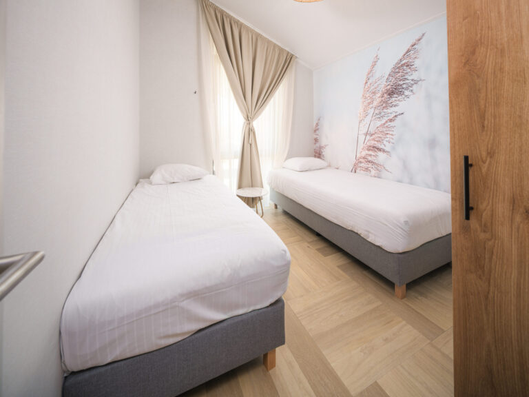 Luxury Beach Apartment | 6 Pers.