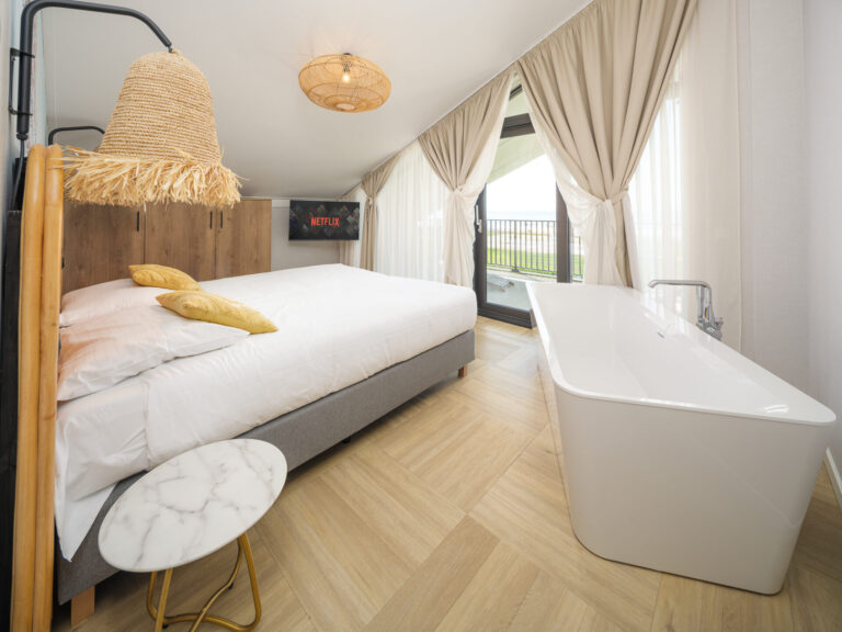 Luxury Beach Apartment | 6 Pers.