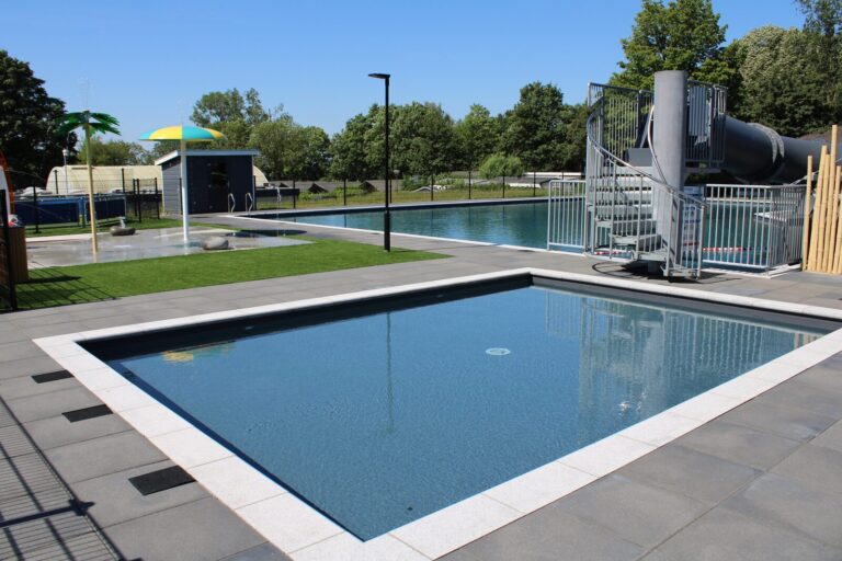 Comfort 4 persons | Type B | Hot tub