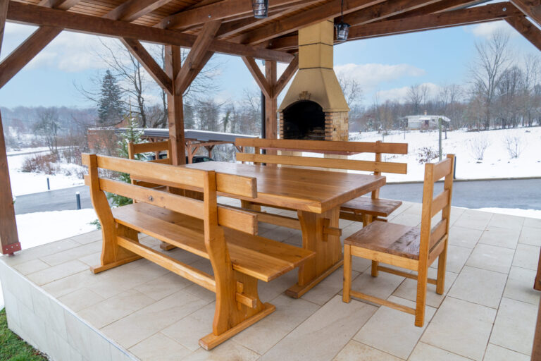 Chalet Markoci With Hot Tub