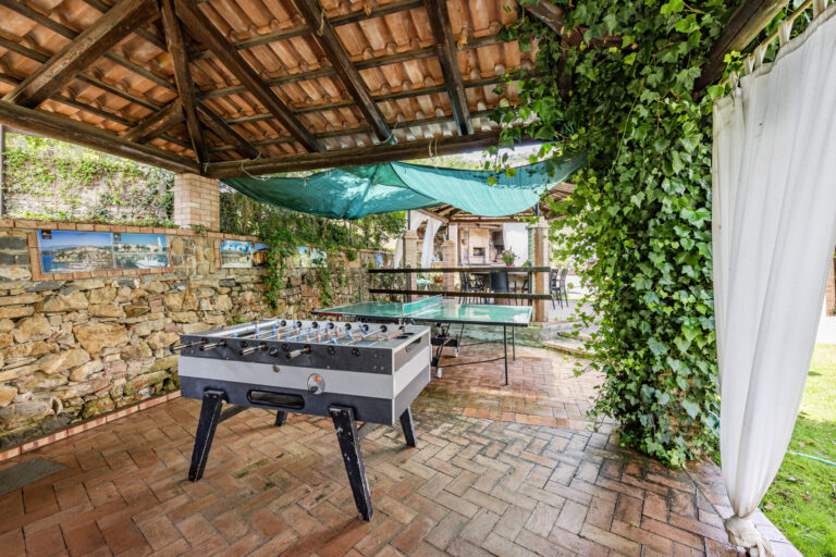 Local Stone Cottage With Shared Pool