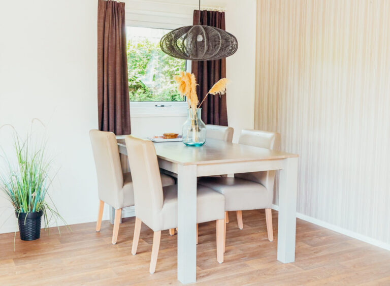 Veluwe lodge for four people with private sauna