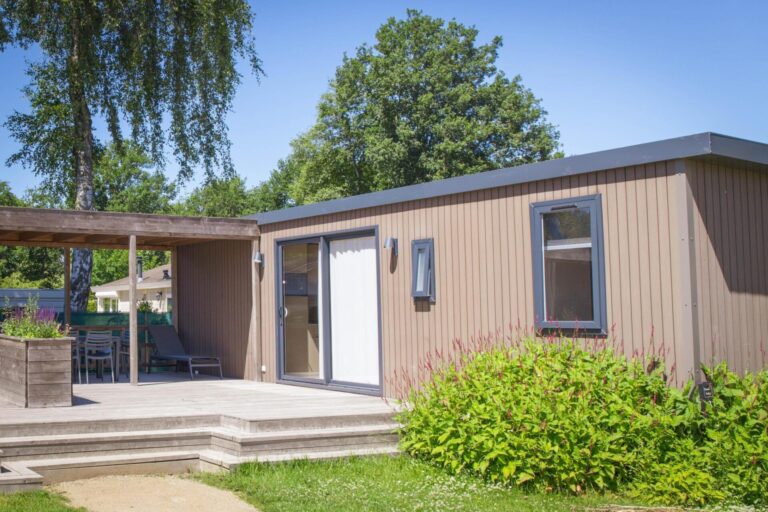 24 person Family lodge