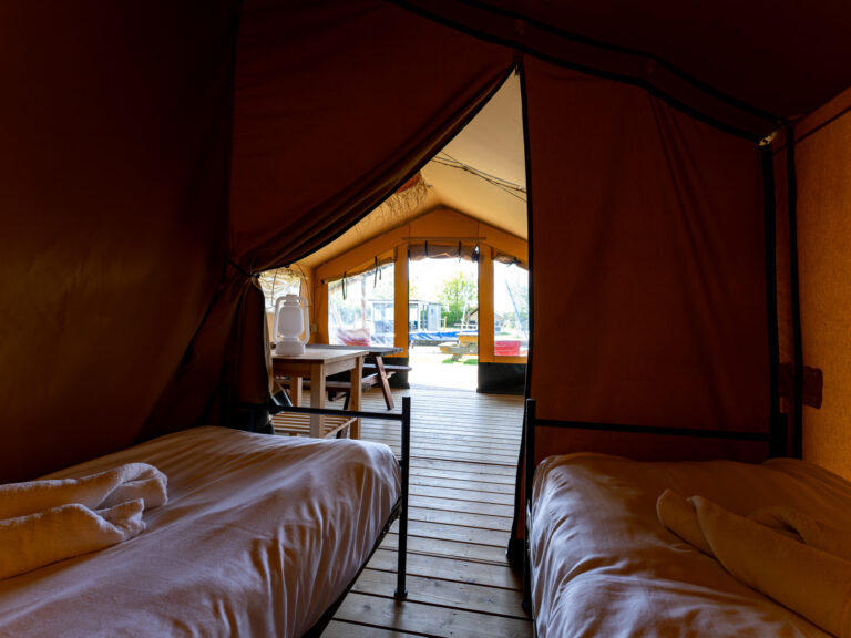 Safari tent Heeg 4 persons