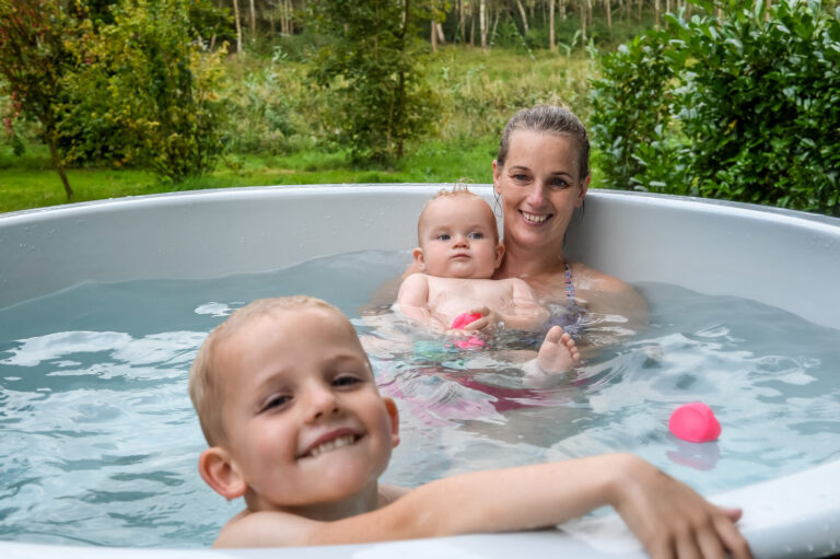 River Cabin with hot tub | 4 pers.