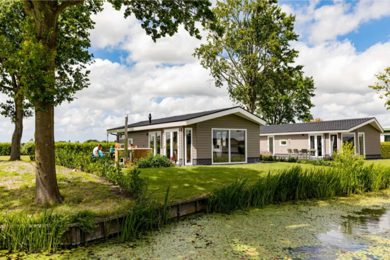 Waterhoeve 4 persons Wellness (Hottub)