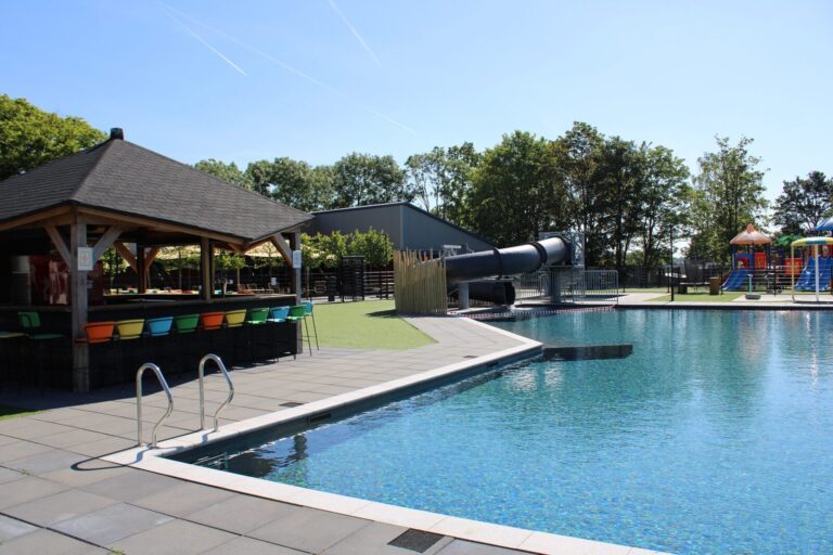 Comfort 4 persons | Type B | Hot tub