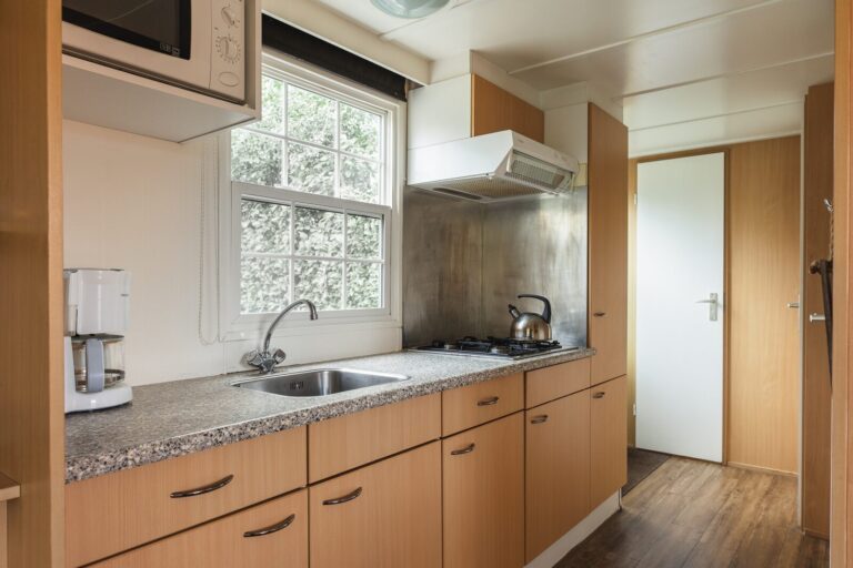 Bungalette 4 persons basic with hottub