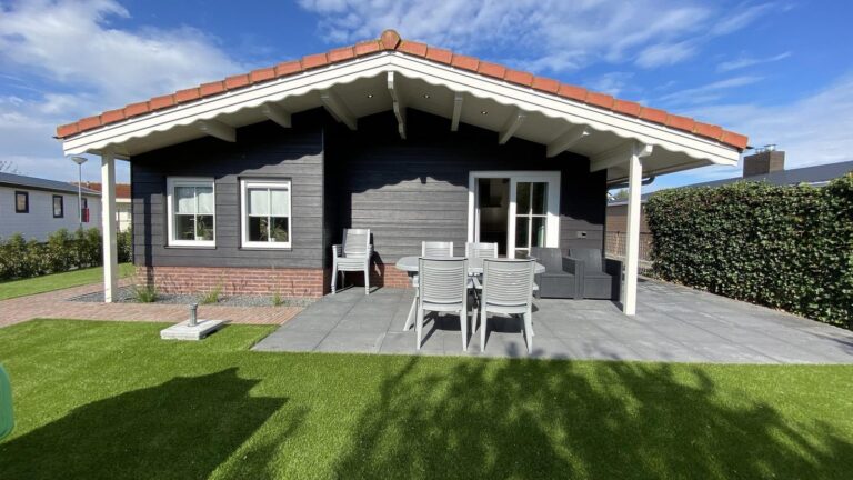 VZ866 Ferienchalet in Sint Annaland