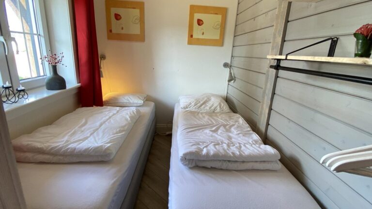VZ866 Ferienchalet in Sint Annaland