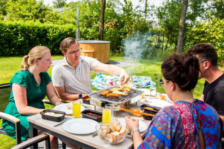 Waterhoeve 4 persons Wellness (Hottub)