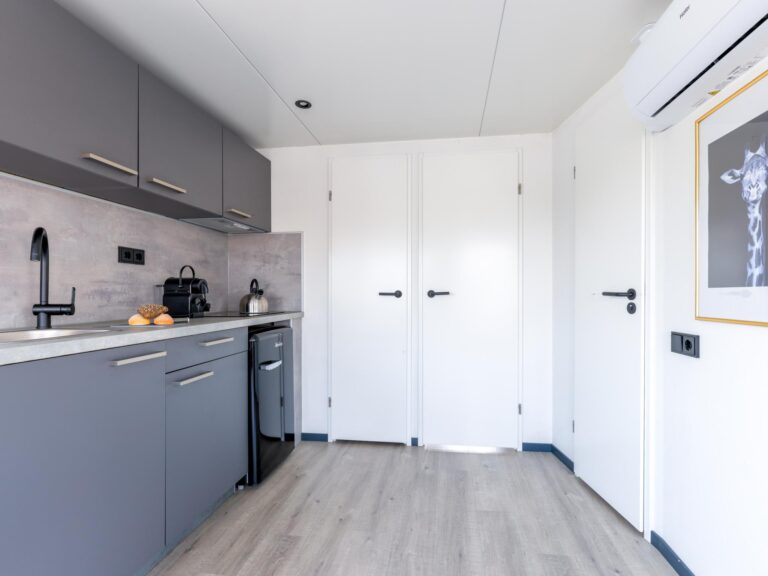 Tiny houseboat Parel I - airco