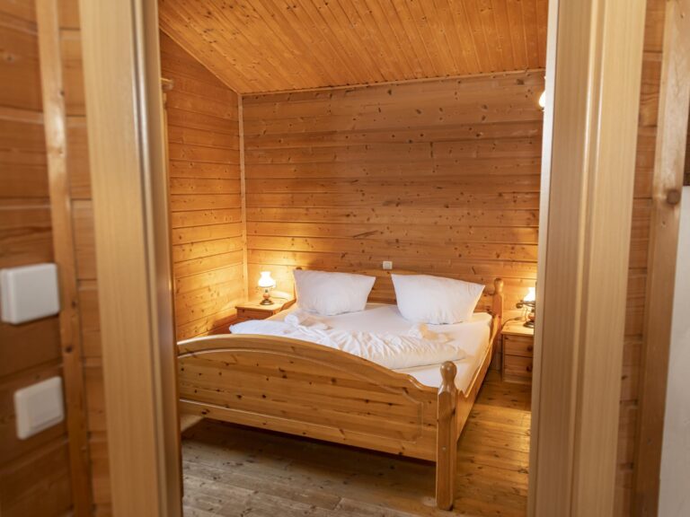 Uriges Chalet 3