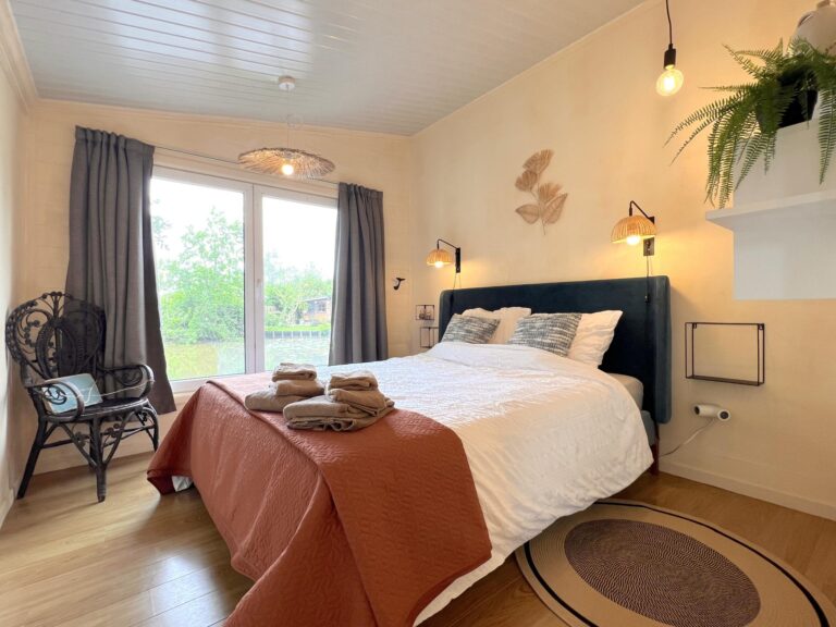 Charlies Chalet