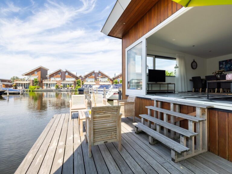 Woonark De Woude