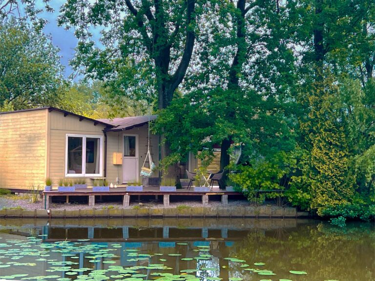 Charlies Chalet