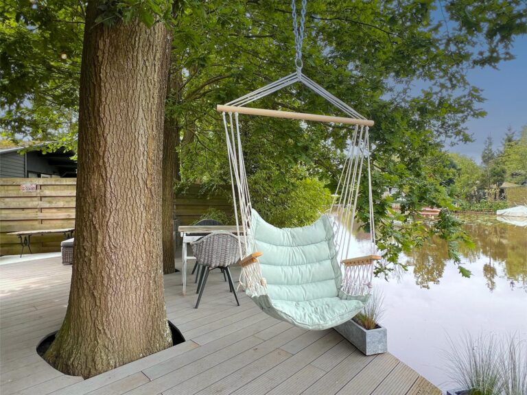 Charlies Chalet