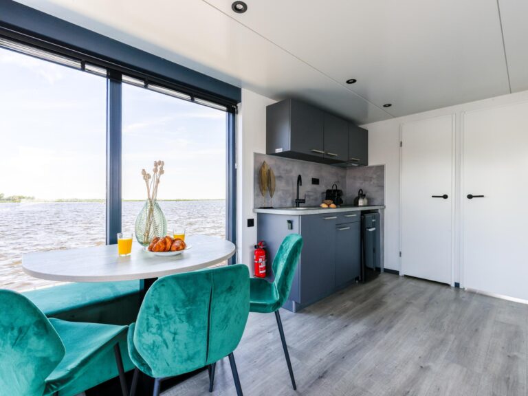 Tiny houseboat Parel I - airco