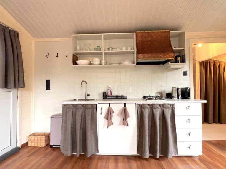 Charlies Chalet