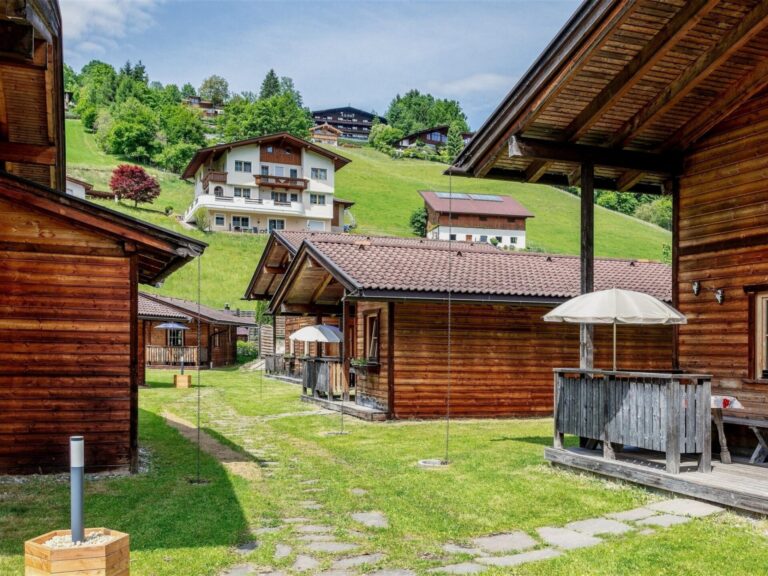 Uriges Chalet 3