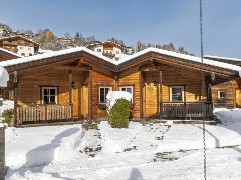 Uriges Chalet 3