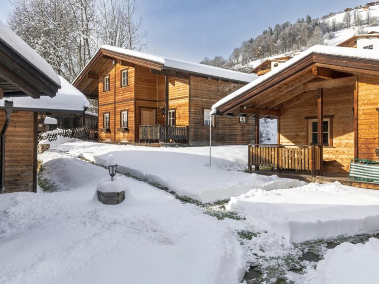 Uriges Chalet 3