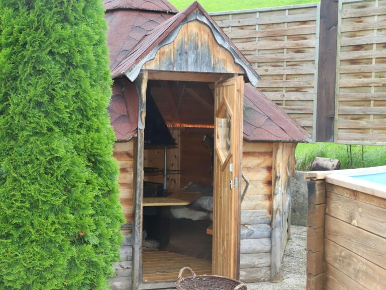 Uriges Chalet 3