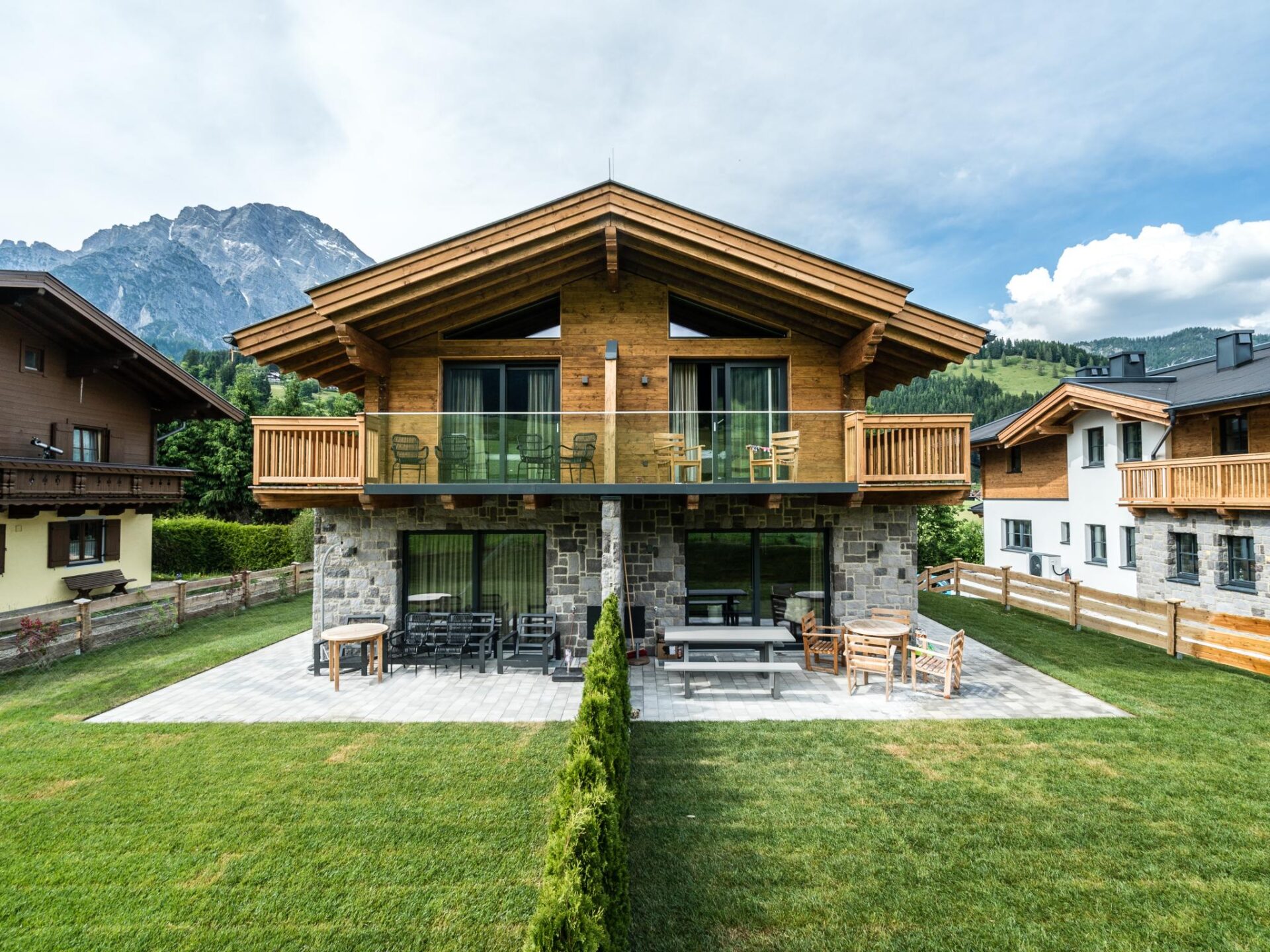 Chalet Schneelöwe XL